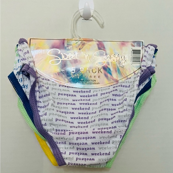 Sweet n Sassy - 5-PACK+1FREE Girl’s 4X Small Underwear - Picture 4 of 8